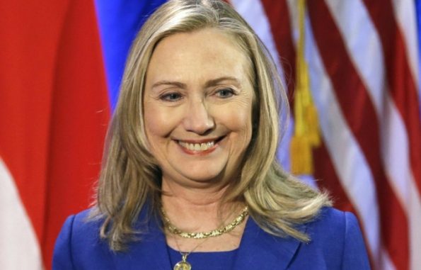 Two bombs located as Hillary Clinton arrives for Belfast talks